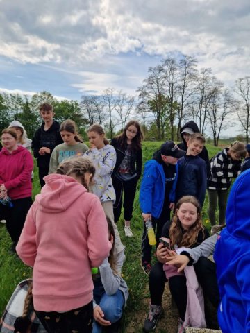 b_1024_768_0_00_images_2022_2023_SKKT_PTTK_rajd_maj_345271010_796914958731974_4417632614072614063_n